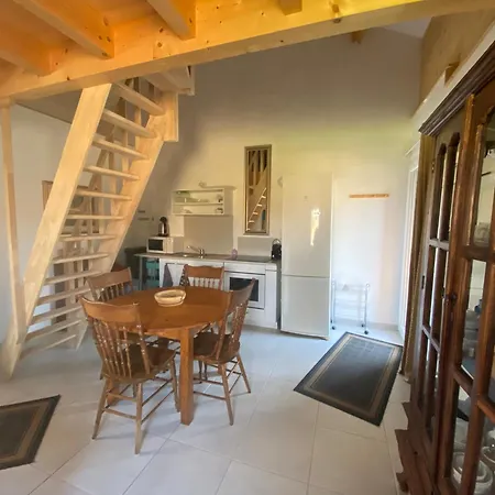 Wildflower Lane Holiday home Valojoulx