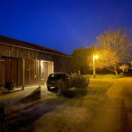 Wildflower Lane Holiday home Valojoulx